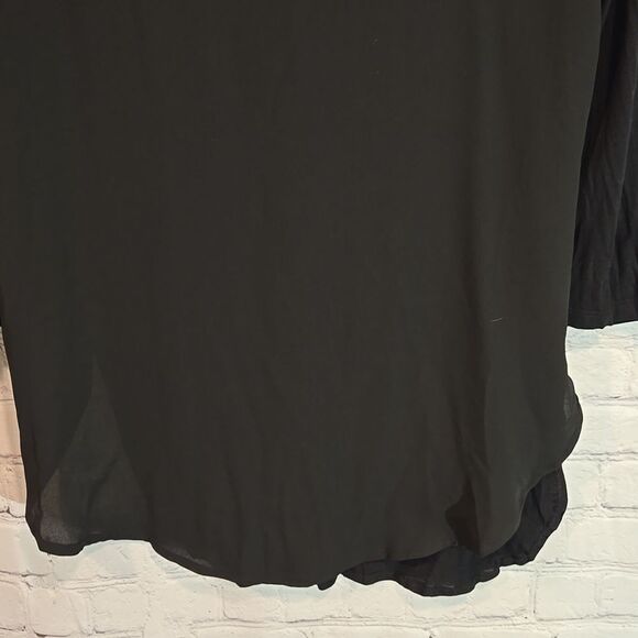 Soho Black Women's dual texture Top size XS - Picture 3 of 9
